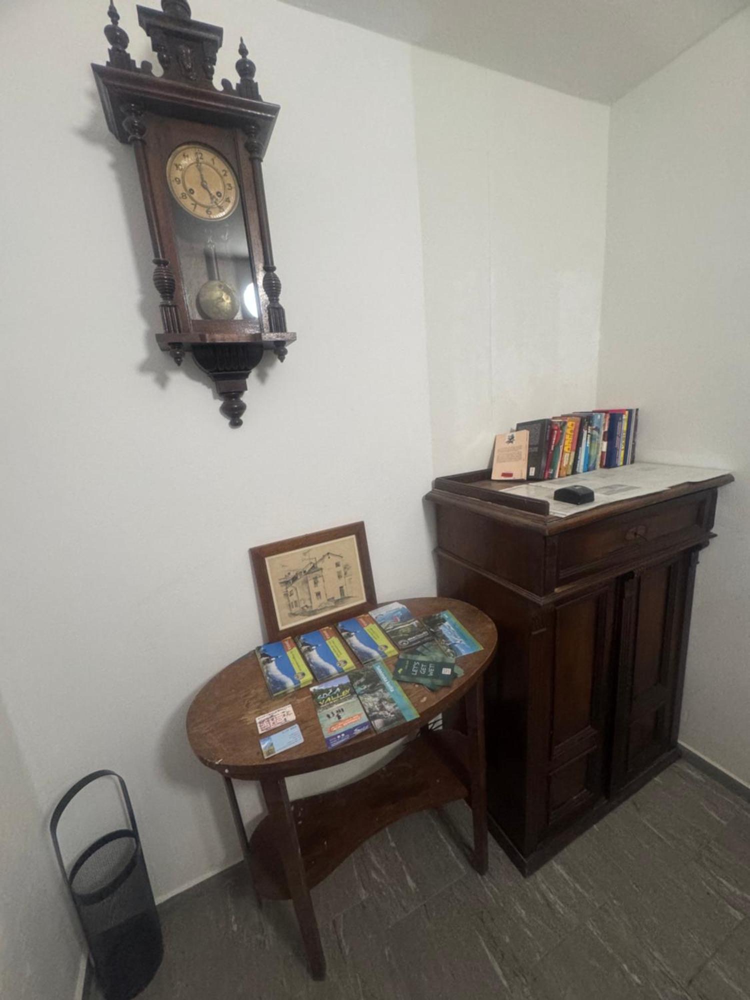 شقة Old Square House - Hisa Na Starem Trgu تولمين المظهر الخارجي الصورة